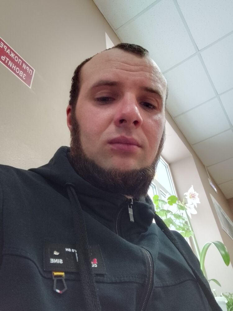 46572763  , 27 ,    
