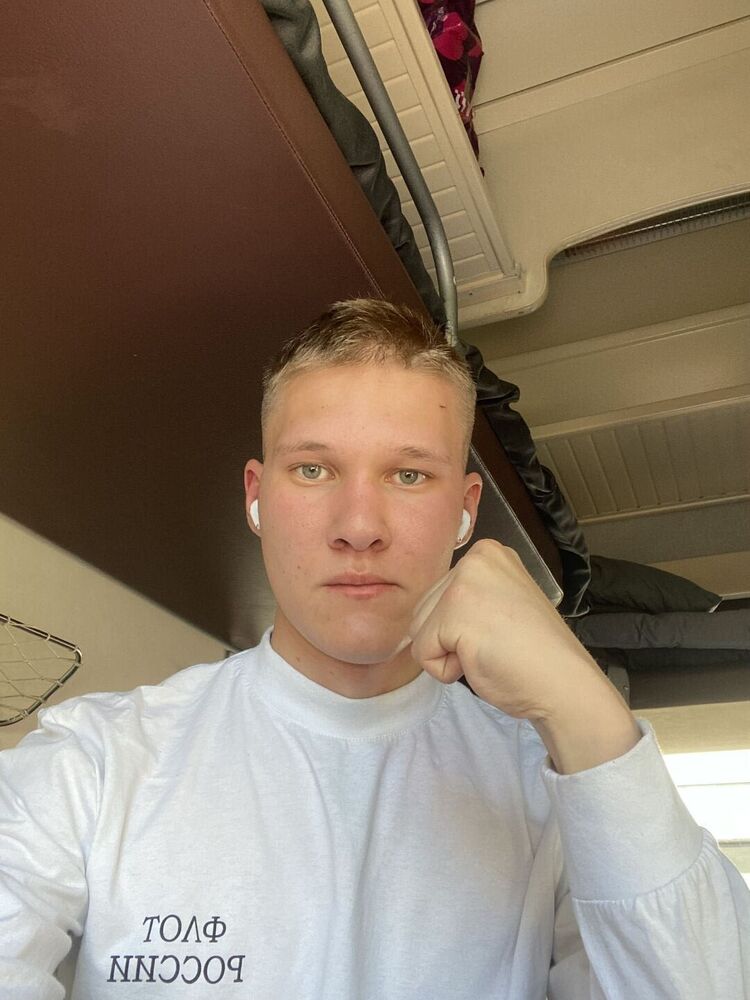  44692193  , 22 ,     