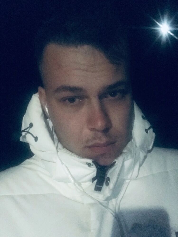  32224593  , 25 ,    