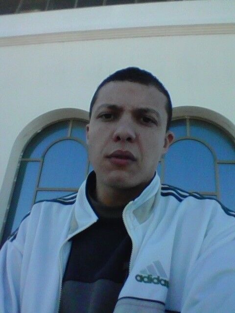  13463823  , 37 ,    Algiers