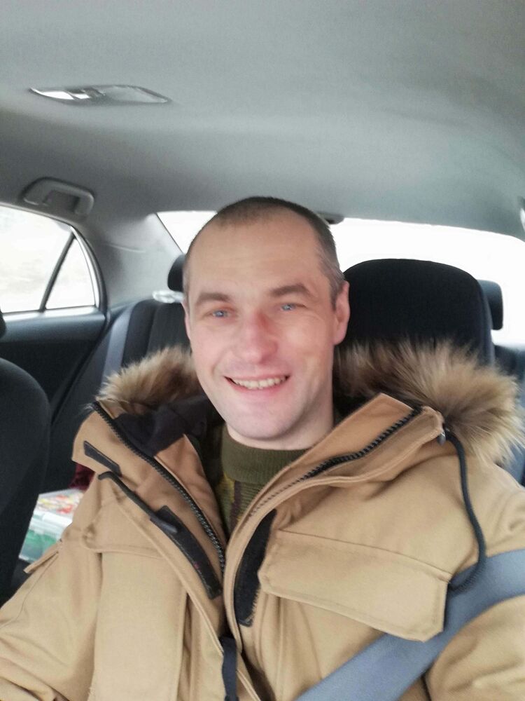  15211473  , 44 ,    