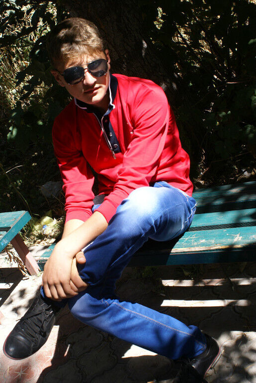  4793523  Noname, 40 ,    