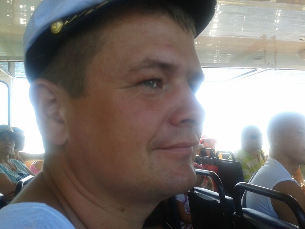  ,   Nikolaj, 44 ,   