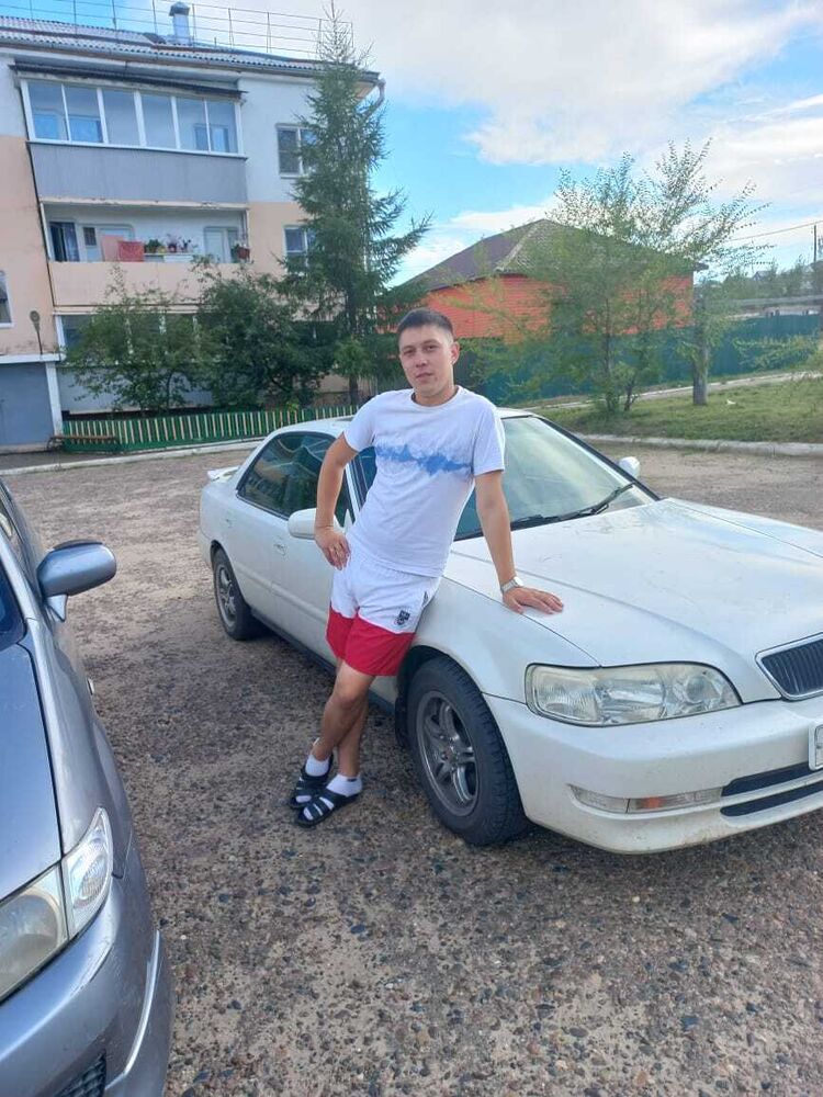  28405203  , 27 ,    -