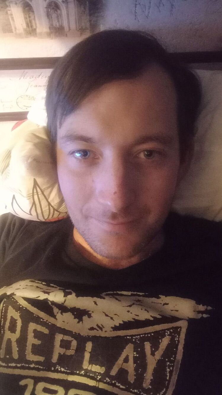  ,   Yury, 36 ,   ,   , c , 