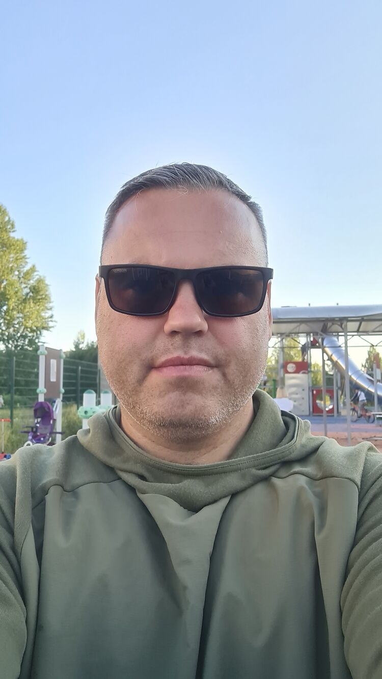  44988803  , 46 ,    