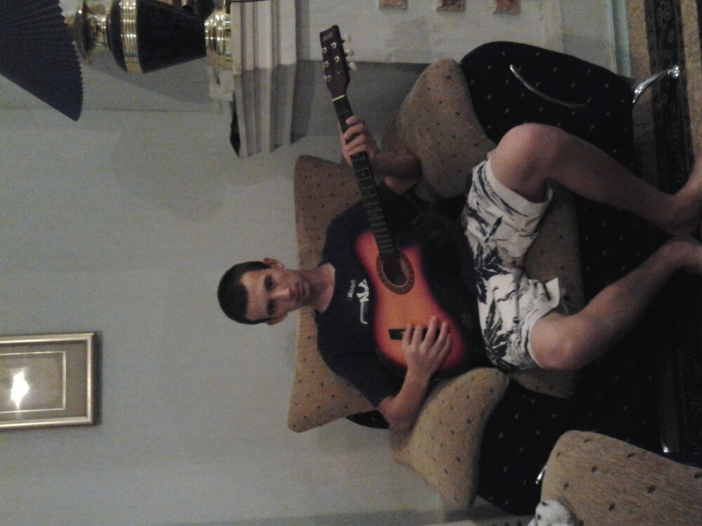  4073143  Abror, 30 ,    