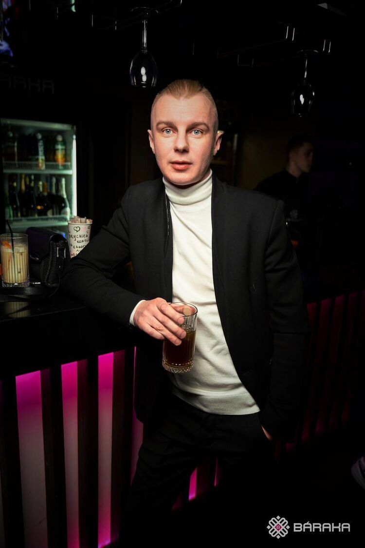 ���� 44116353 ������� �����, 37 ���, ���� ���������� � ������������