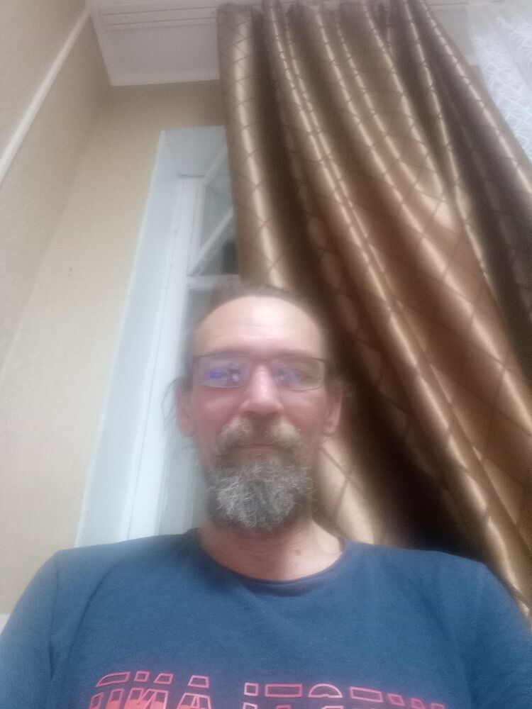  ,   Oleg, 49 ,   ,   