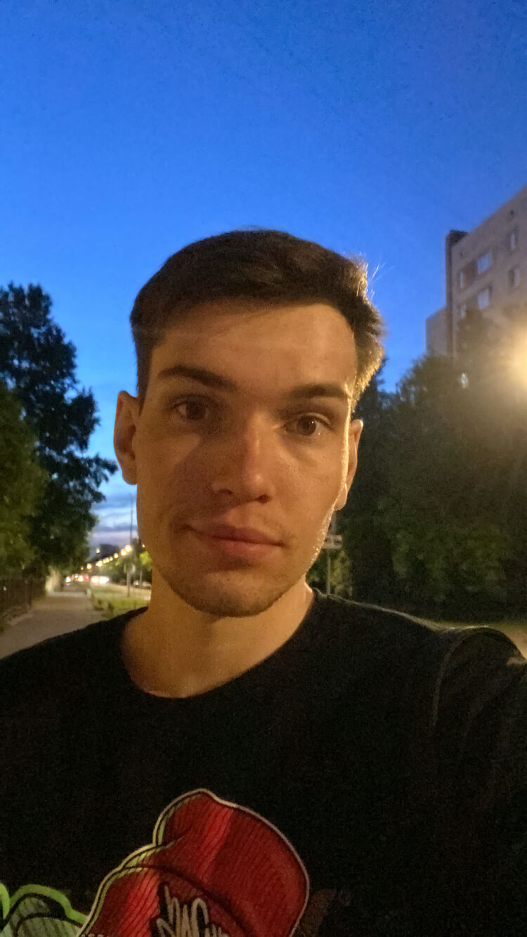  -,   Denis, 28 ,   ,   