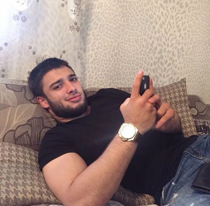  45025873  , 37 ,    