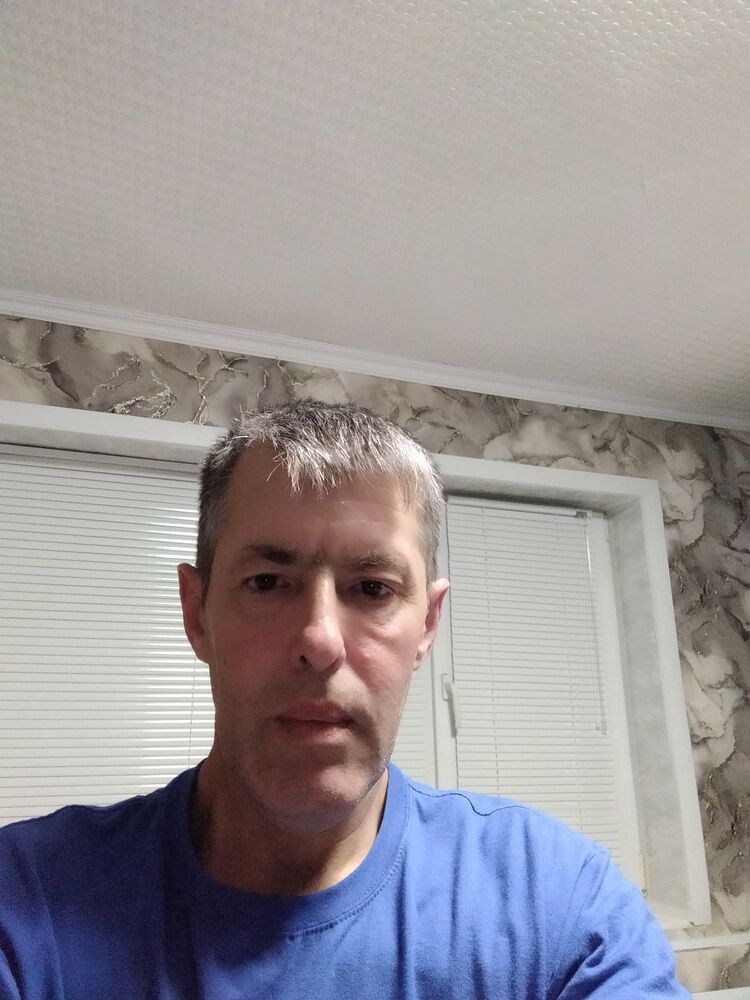  24364873  , 51 ,    