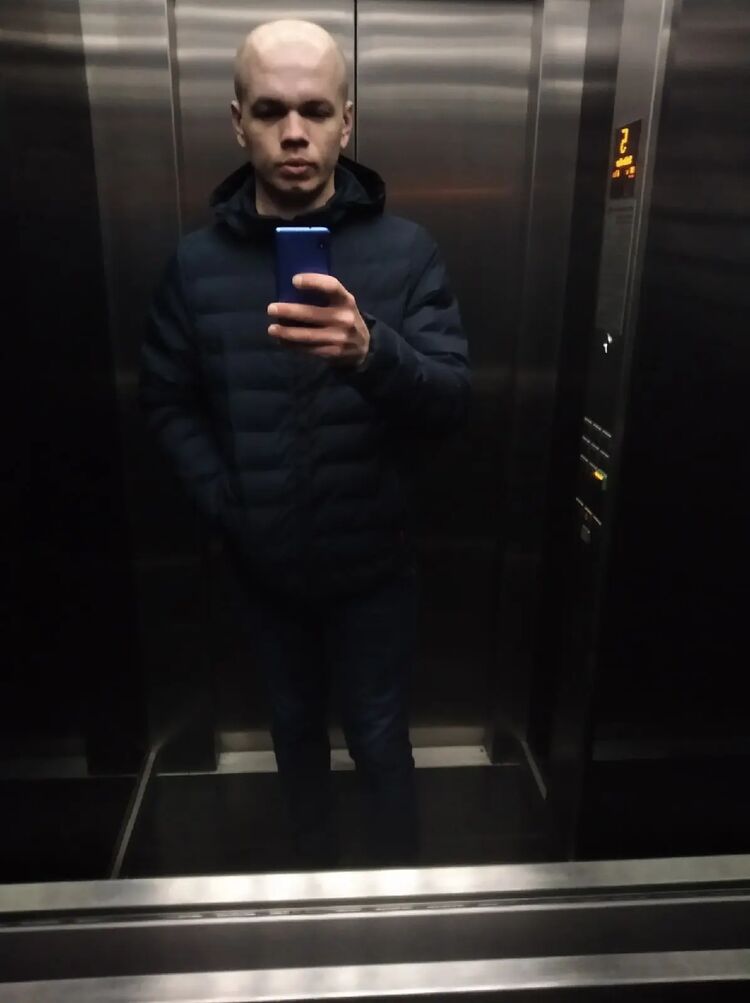  35333843  , 37 ,    