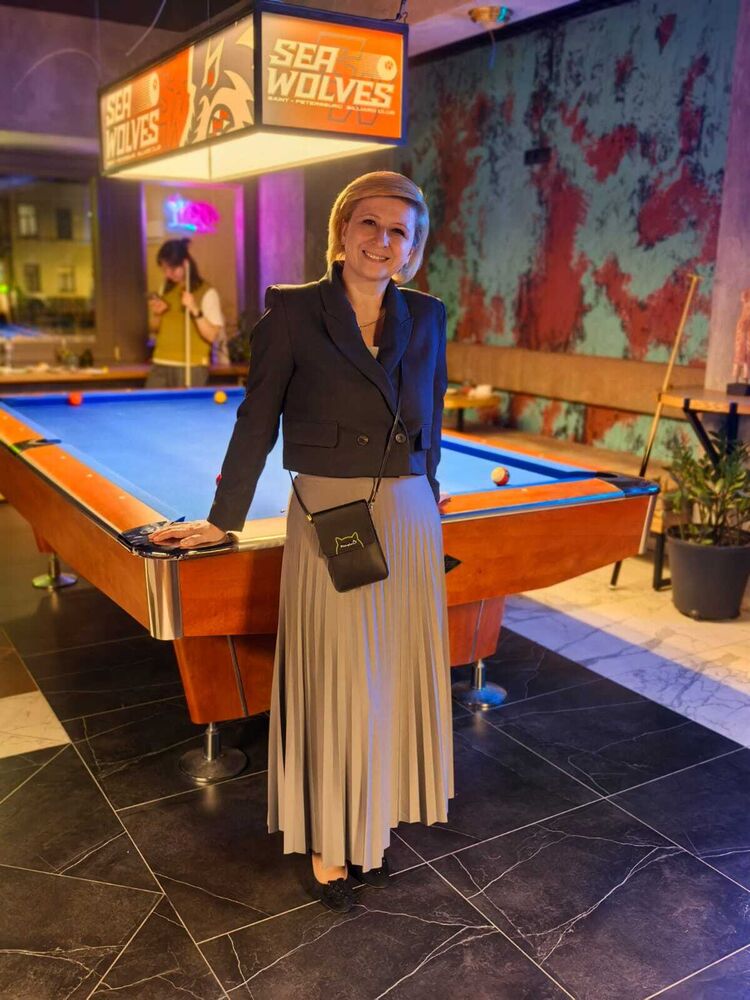 ���� 56100543 ������� �����, 53 ����, ���� ���������� � �����-����������