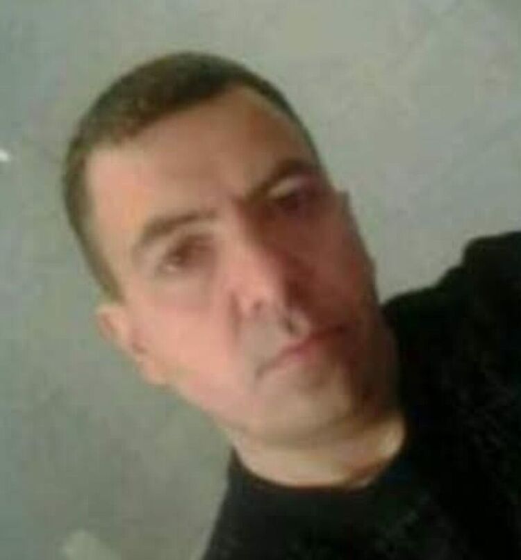  32126153  , 51 ,    
