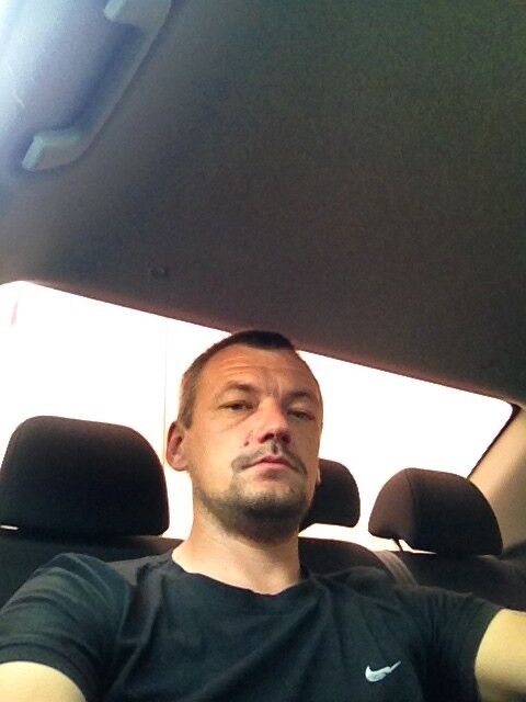  ,   Sergei, 42 ,   ,   , c , 