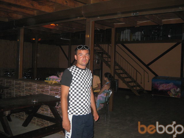  ,   Gioni, 37 ,   ,   , c 