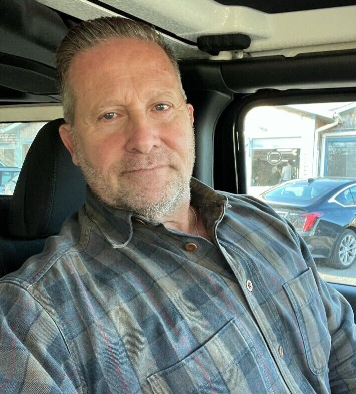  ,   Chris, 58 ,   ,   