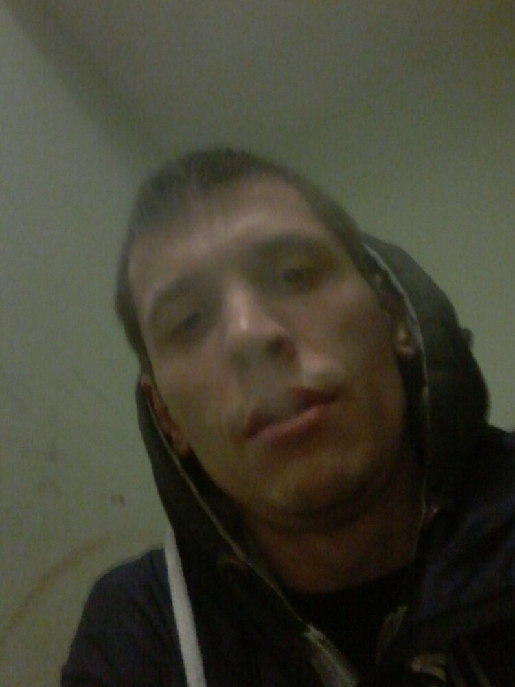  15168913  I am, 41 ,    