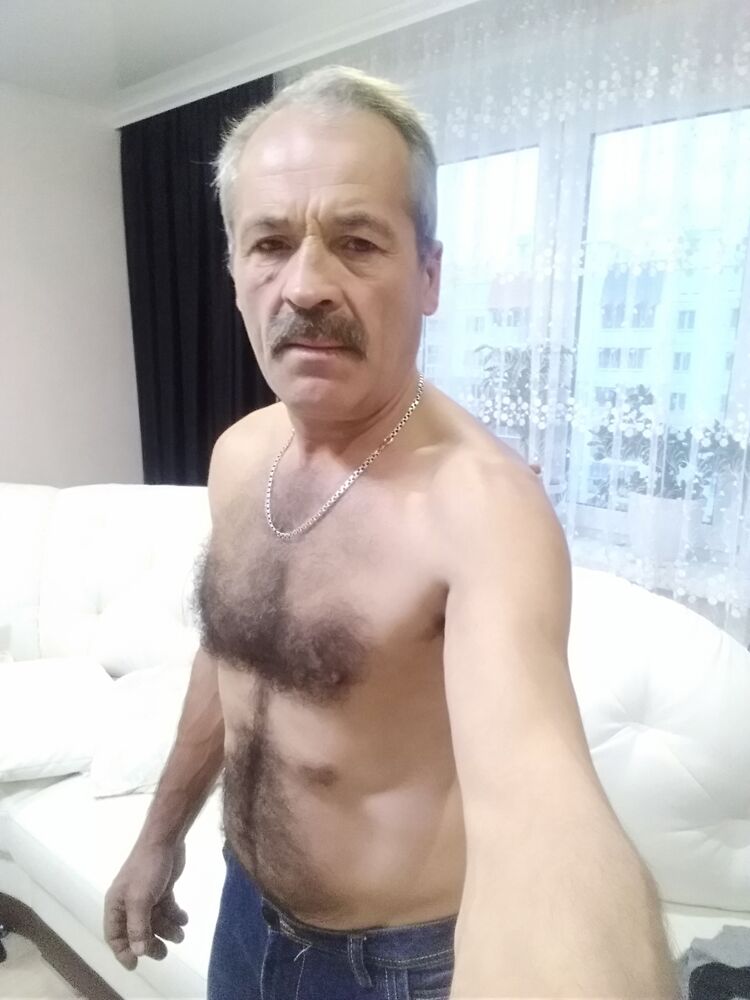  22628903  , 65 ,    