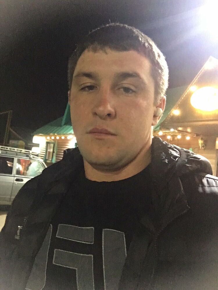  30418643  , 28 ,    