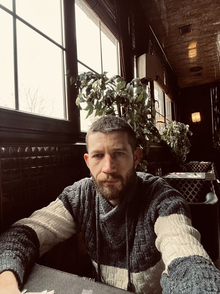  --,   , 33 ,   