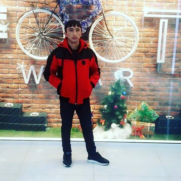  46407043  , 30 ,    -