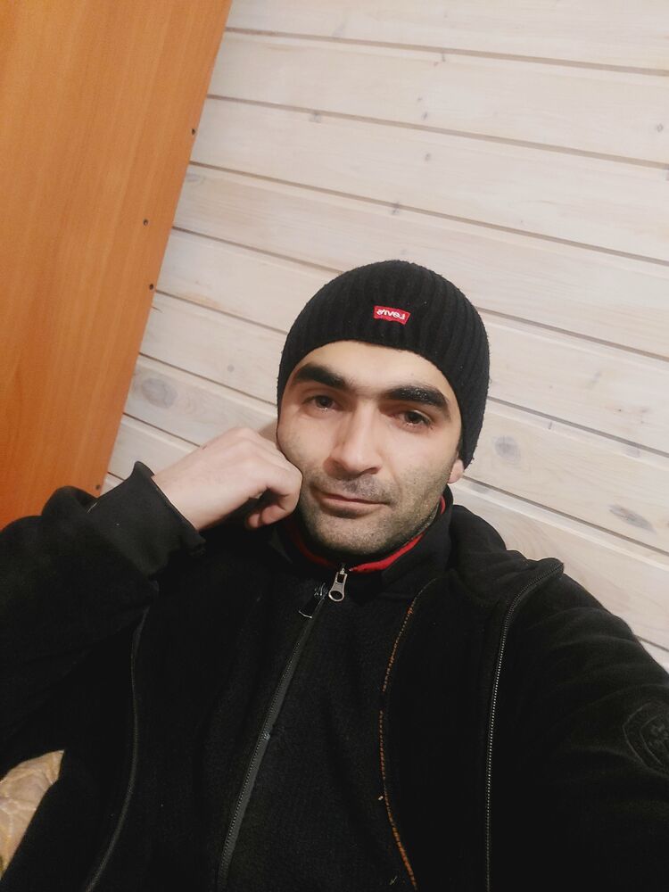  39777493  , 32 ,    