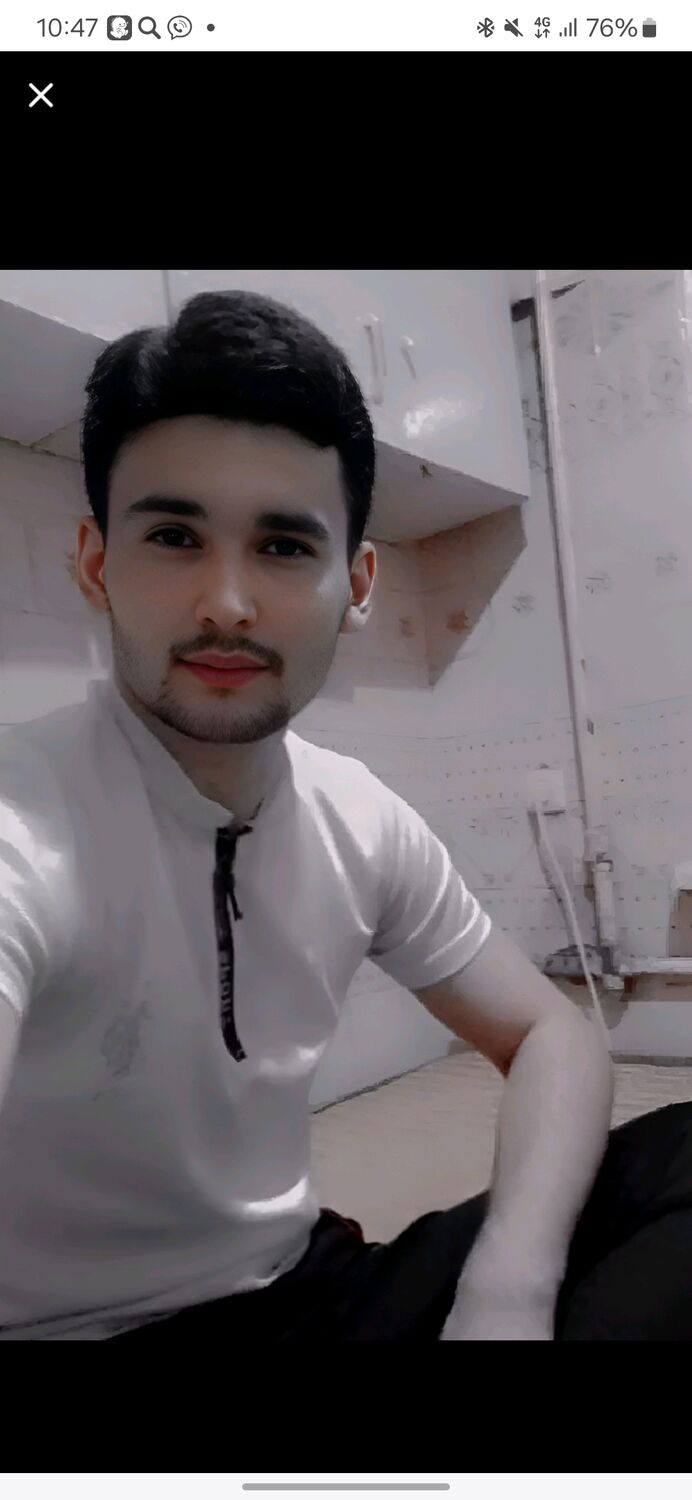  50882263  Ahmet, 24 ,    