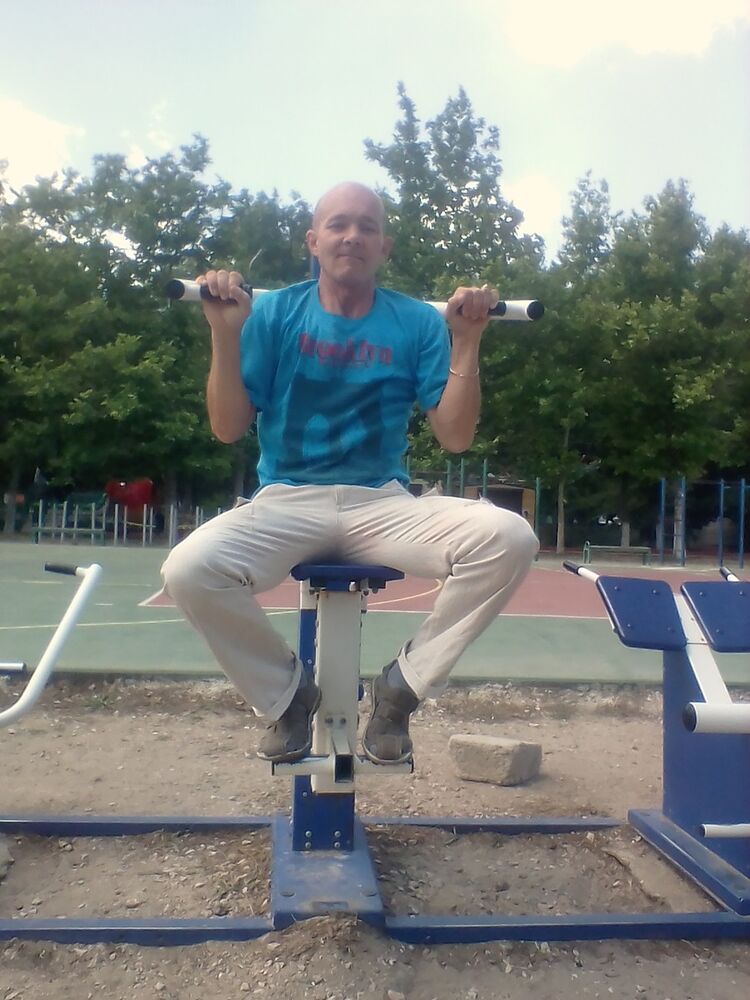  16585693  , 52 ,    