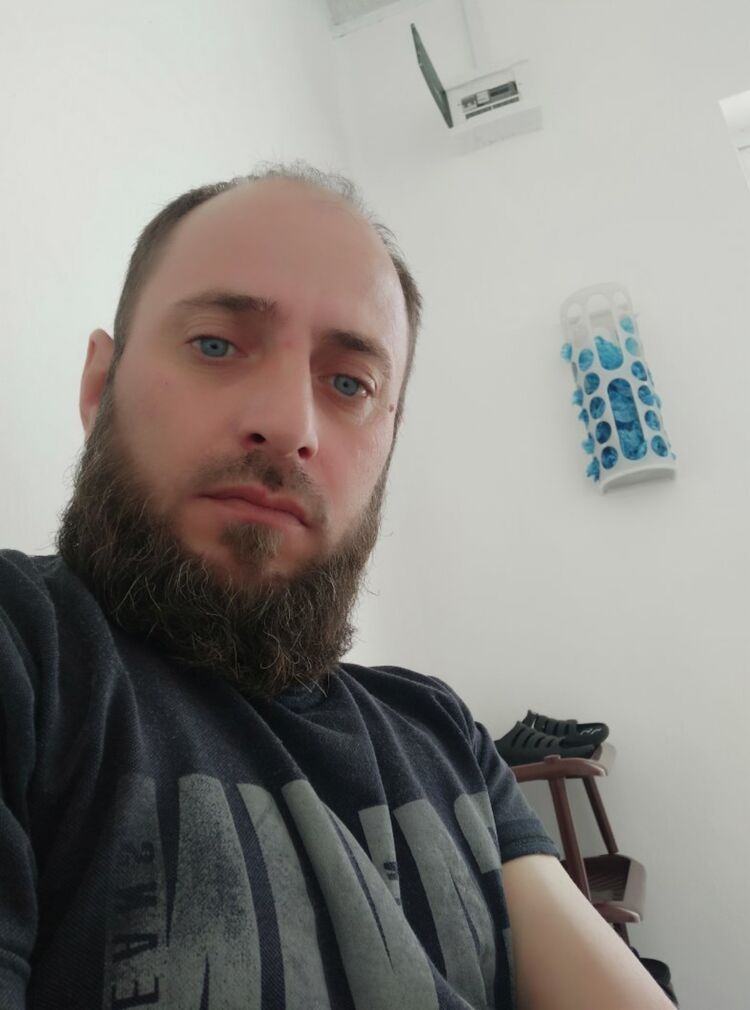 33294173  , 43 ,    Novy
