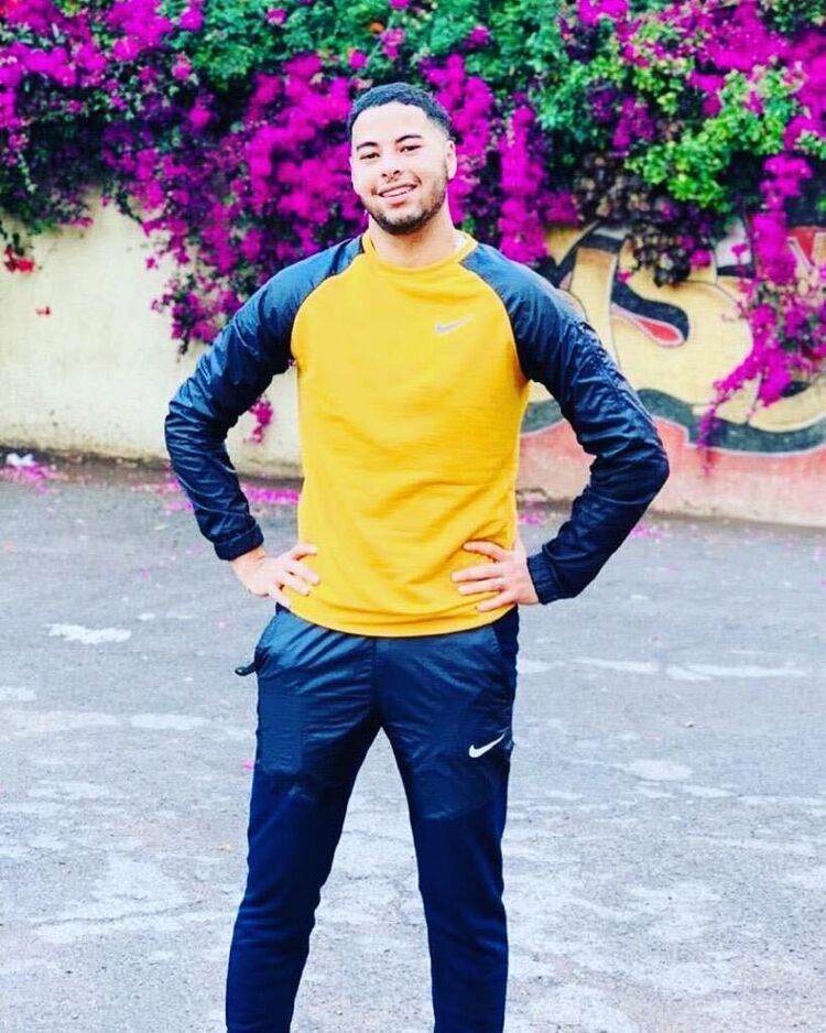  24962393  Hamza, 31 ,    