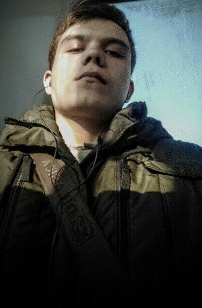  15630913  Stas, 27 ,    