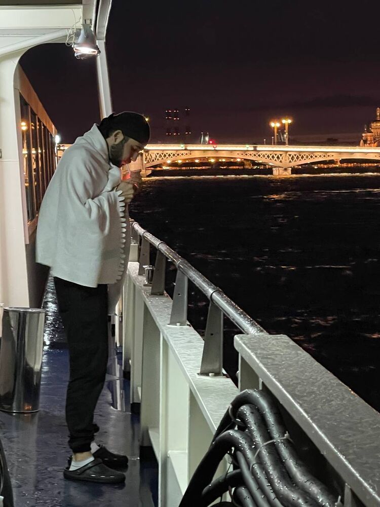  29585613  , 31 ,    -