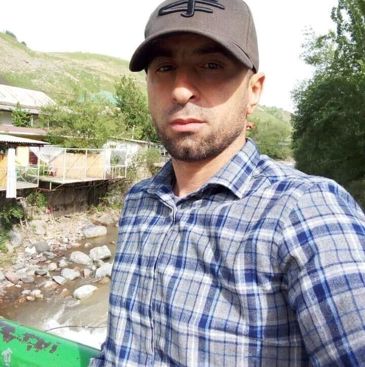  41835483  , 40 ,    