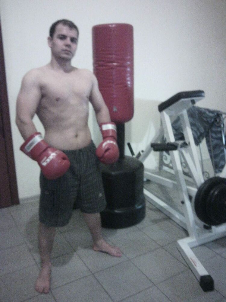 32538353  , 35 ,    