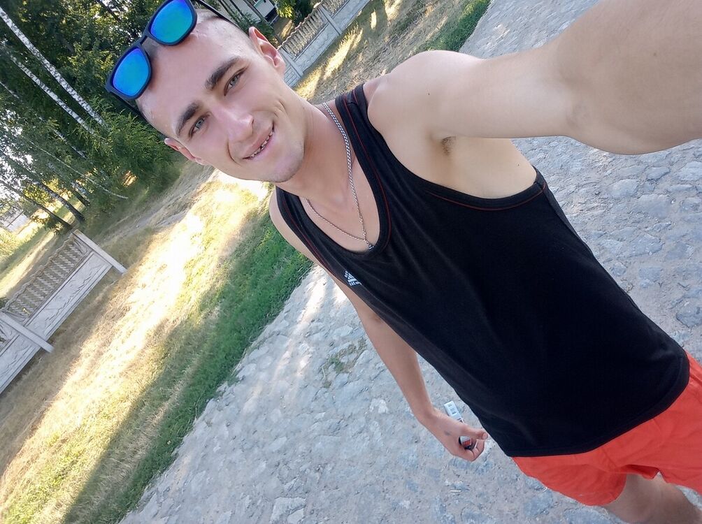  21041893  Vasiliy, 30 ,    