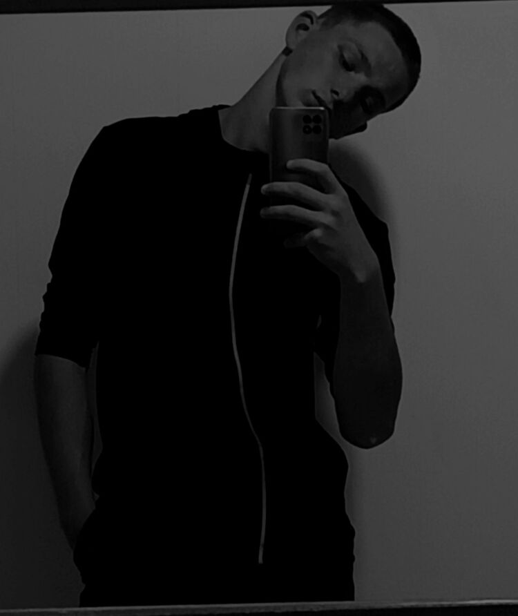  53579843  Coron, 18 ,    