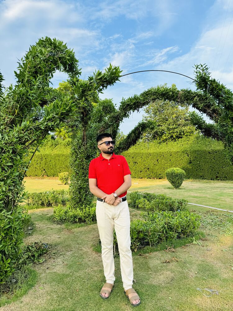  Charenton-le-Pont,   Honey, 26 ,   ,   