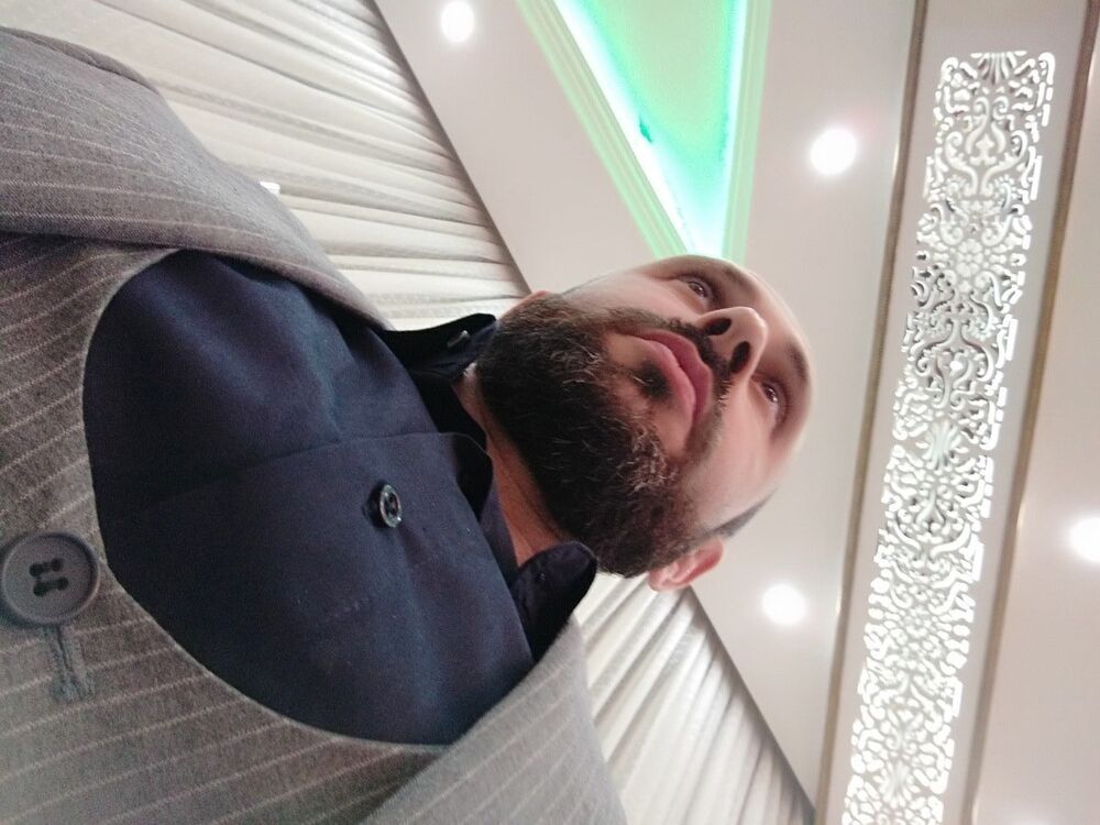  ,   Emirhan, 44 ,     , c 