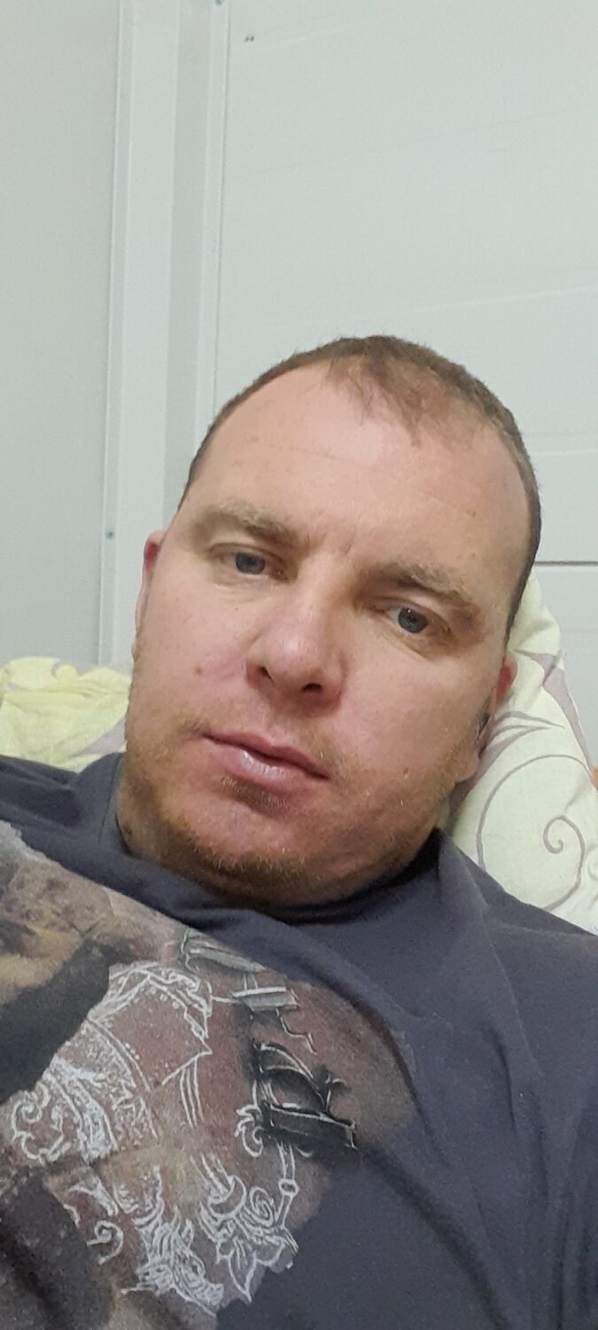  43330303  , 37 ,    