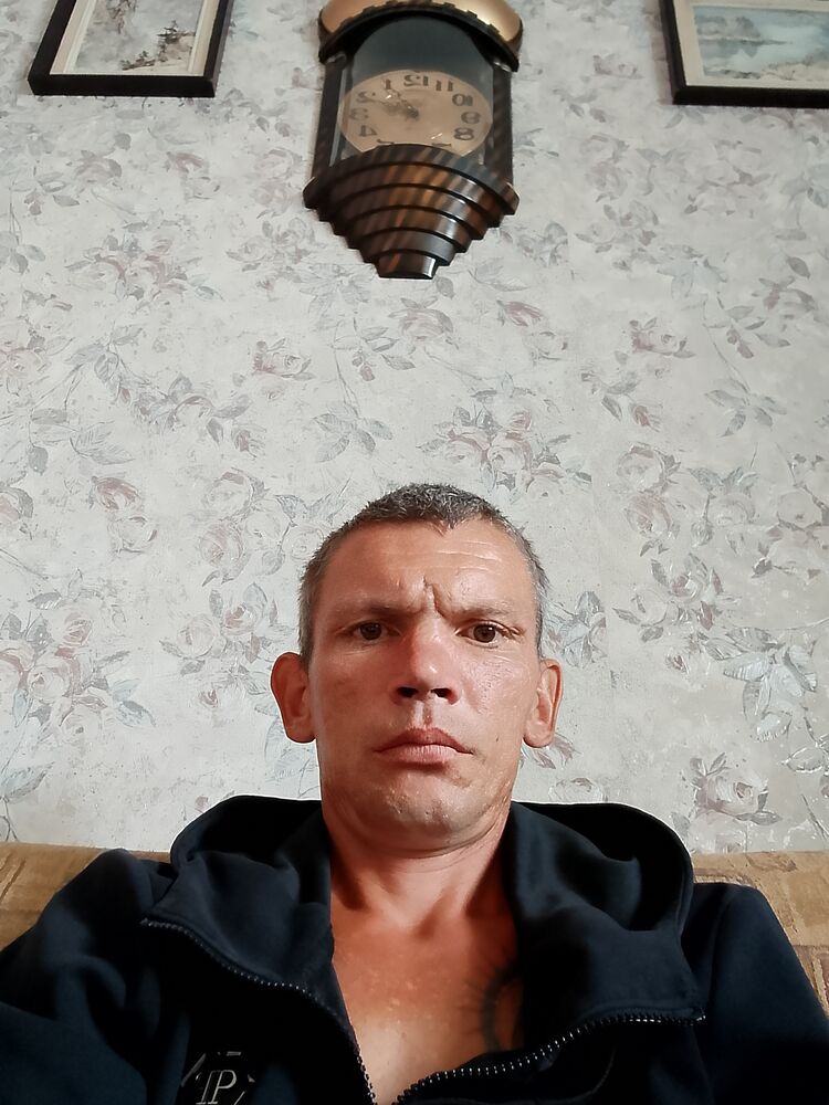 46793983  , 36 ,    