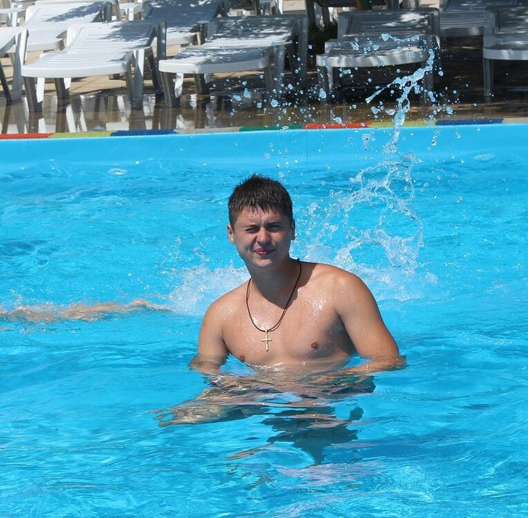 ���� 41653333 ������� ��������, 32 ����, ���� ���������� � �����