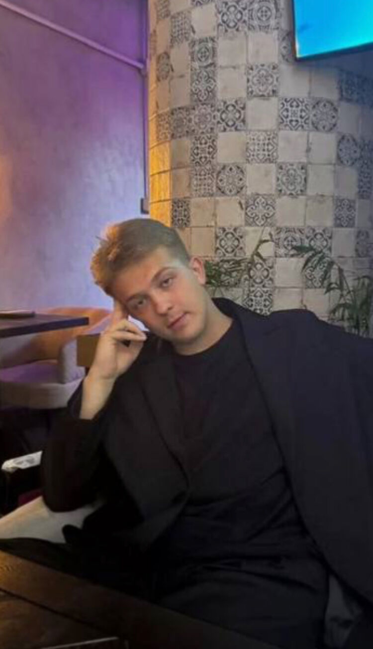 ���� 55477533 ����� �����, 22 ����, ���� ���������� � ����������