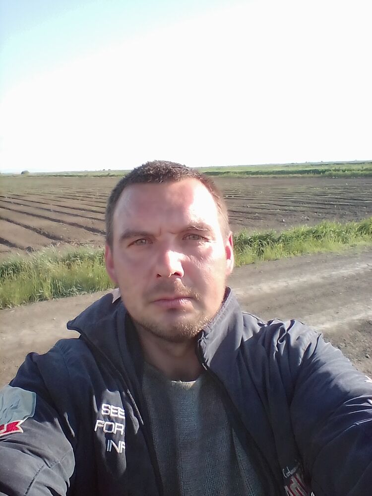  26640753  , 39 ,    