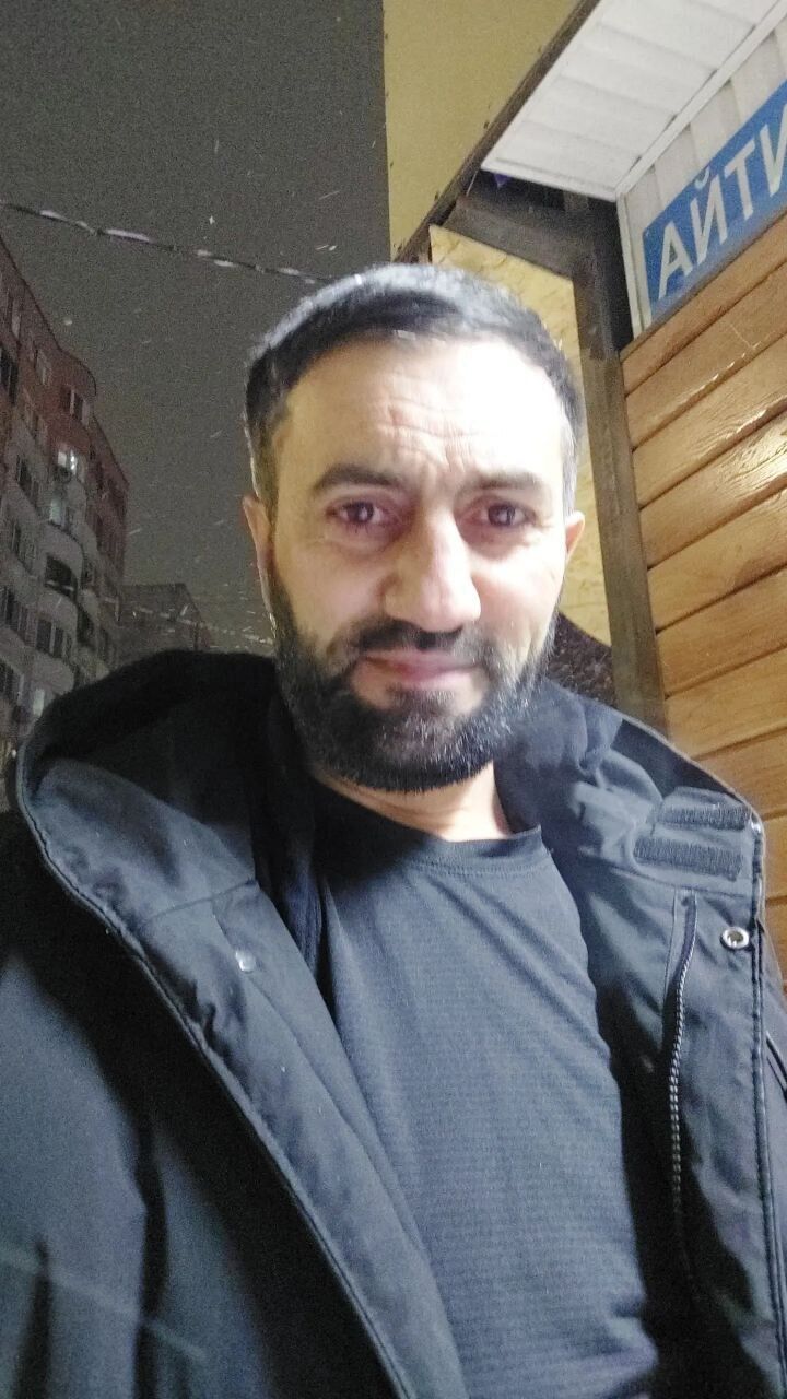  49585423  , 40 ,    