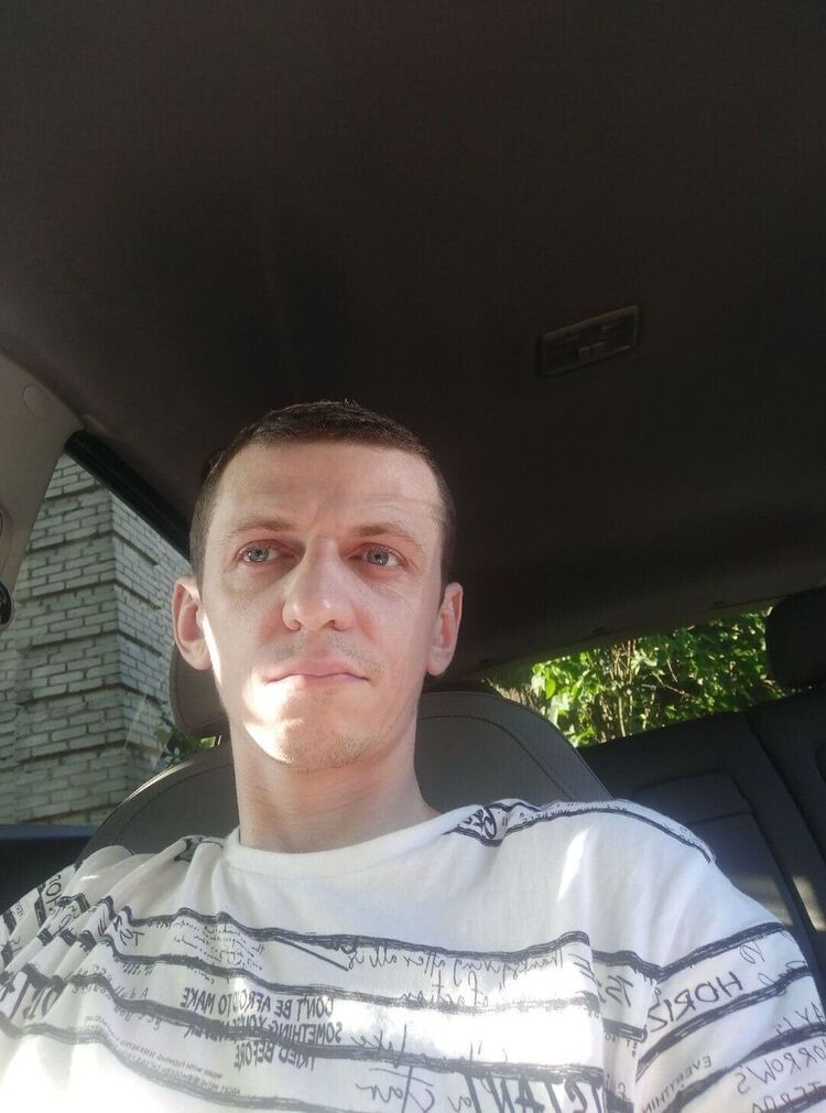  27958963  , 37 ,    