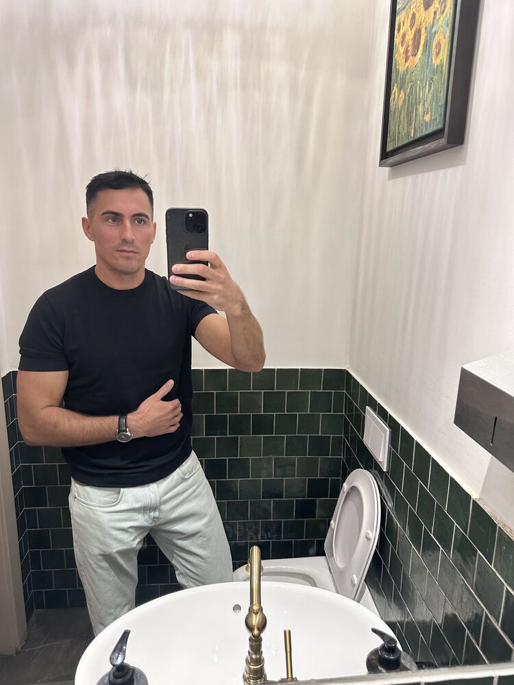 ���� 48641383 ������� ����, 33 ����, ���� ���������� � ������