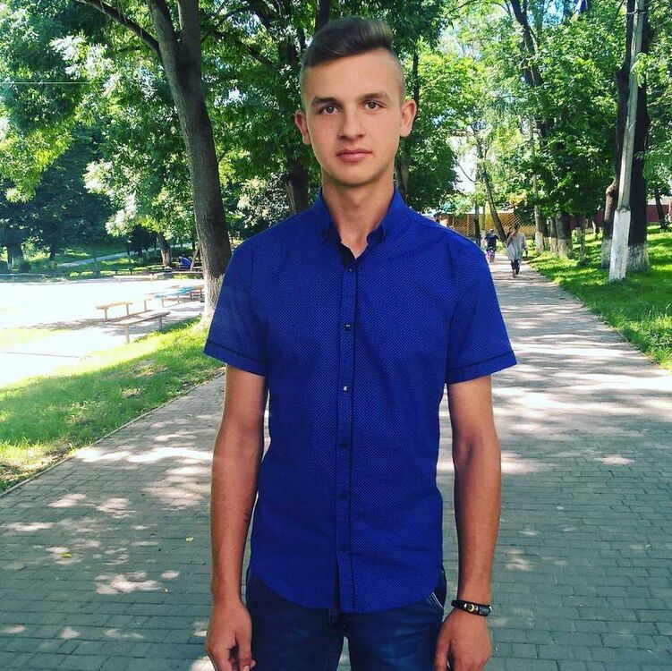  ,   Ivan, 24 ,   ,   