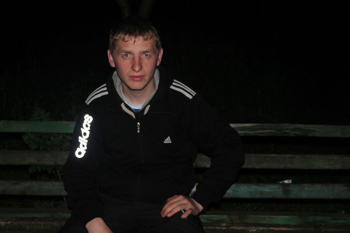  4364433  Adrian, 32 ,    